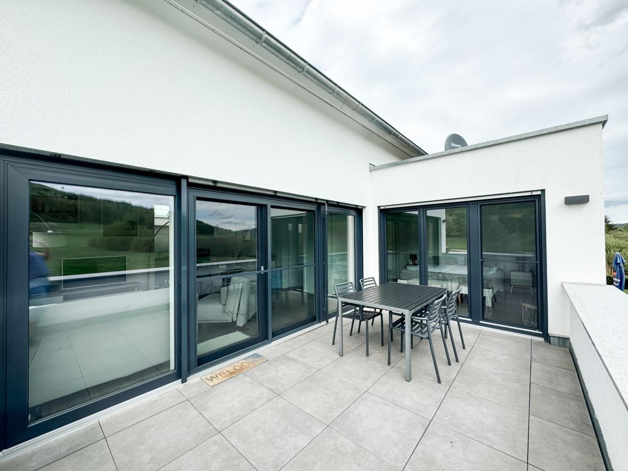 Wunderschoene Helle Wohnung Mit Grosser Dachterrasse Gottmadingen Dış mekan fotoğraf